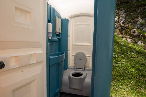 Best Luxury portable toilet rental  in Reidland, KY